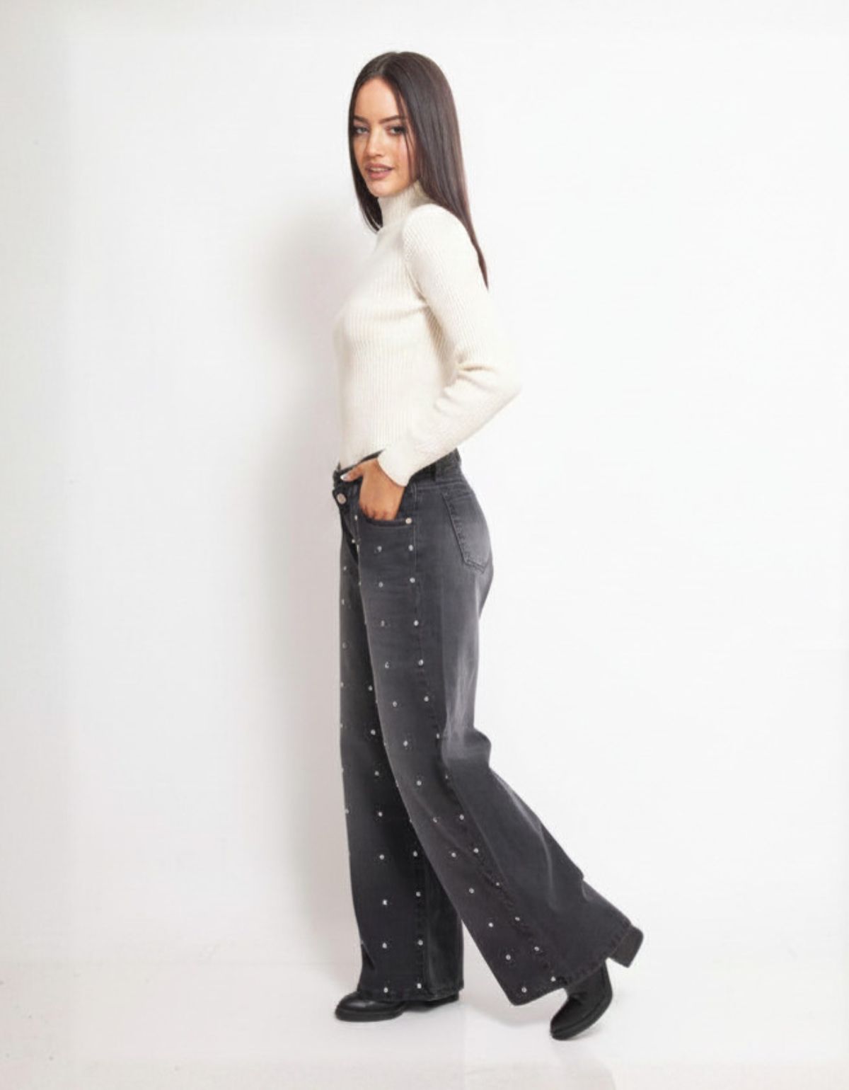 22 ART 769 WIDE LEG GRIS CON TACHAS