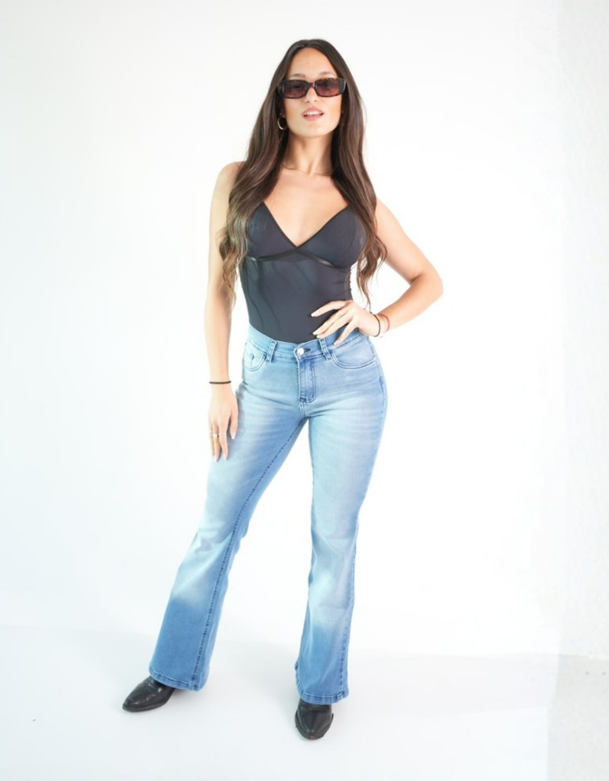 1 ART 808 OXFORD FLARE CELESTE LOCALIZADO